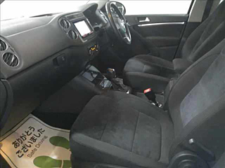 VOLKSWAGEN TIGUAN 2013