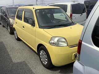 DAIHATSU ESSE 2011