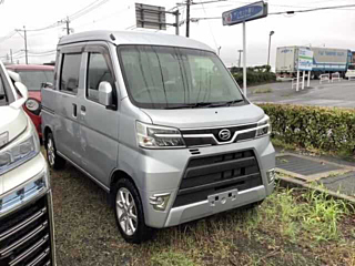 DAIHATSU HIJET VAN 2019