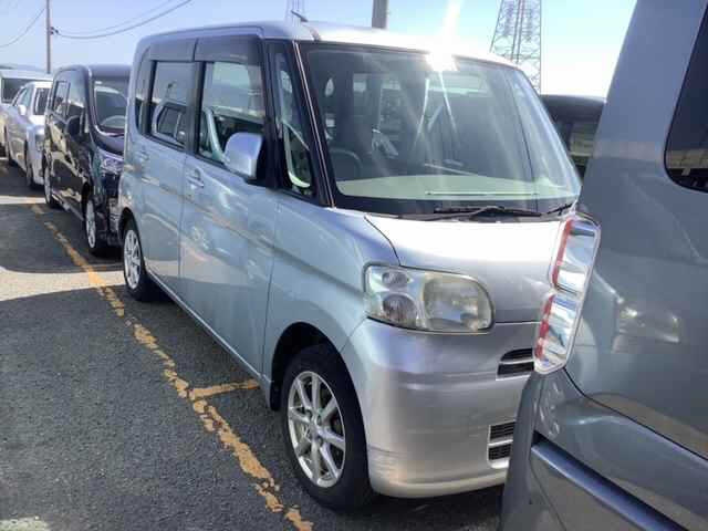 DAIHATSU TANTO 2011
