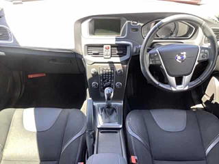 VOLVO V40 2014