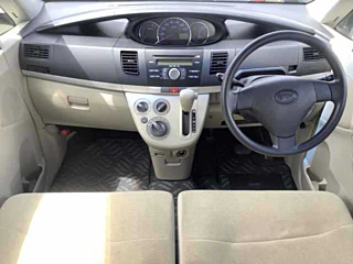 DAIHATSU MOVE 2011