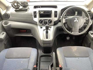 MITSUBISHI DELICA D3 2012