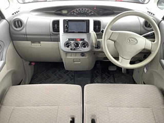 DAIHATSU TANTO 2011