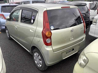 DAIHATSU MIRA 2010