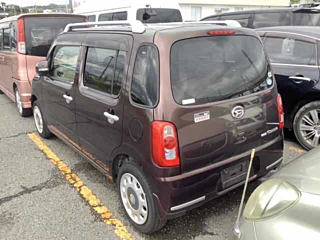 DAIHATSU MIRA 2010