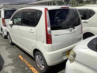 DAIHATSU MOVE 2011