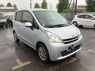DAIHATSU MOVE 2012
