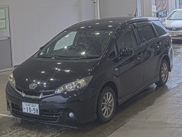 TOYOTA WISH 2009