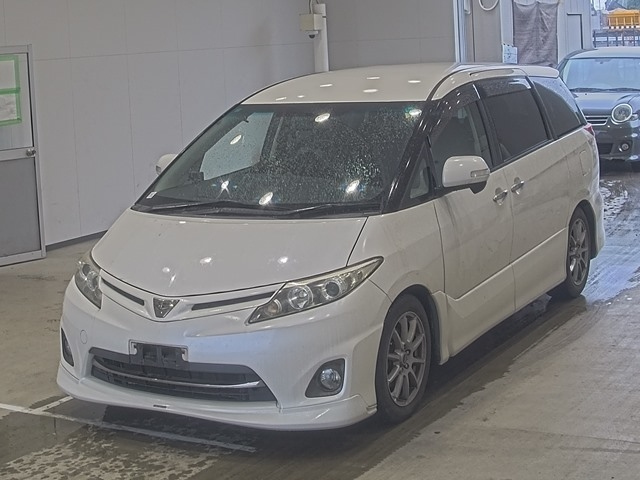 TOYOTA ESTIMA 2010