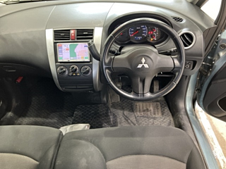 MITSUBISHI COLT 2010