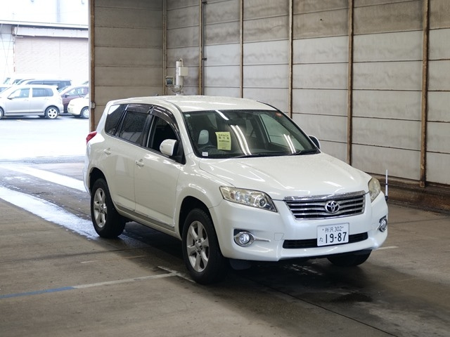 TOYOTA VANGUARD