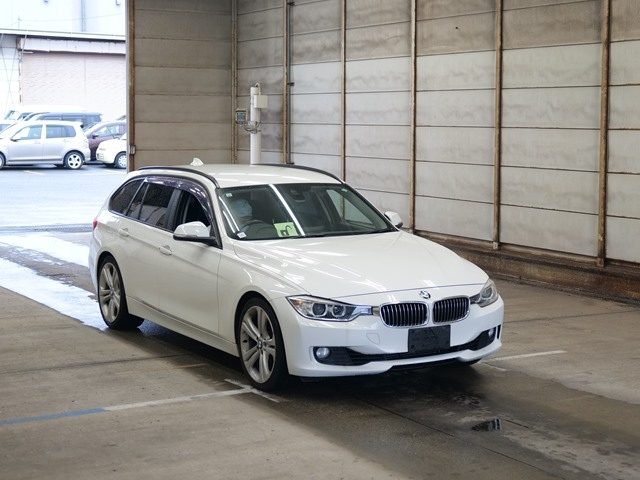 BMW 3 SERIES 2014