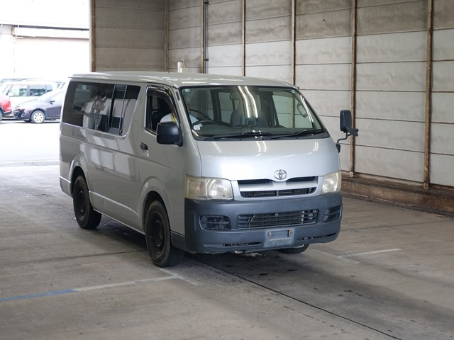 TOYOTA HIACE VAN 2006