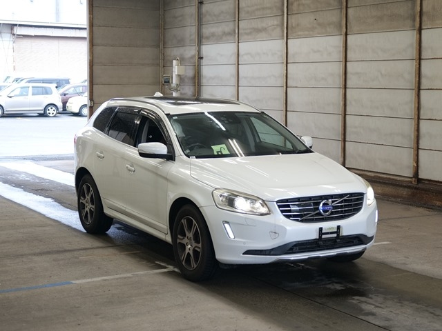 VOLVO XC60 2015