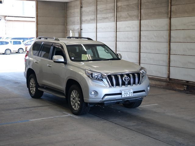TOYOTA LAND CRUISER PRADO 2013