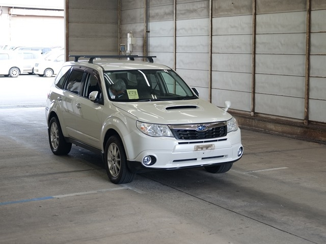 SUBARU FORESTER 2010