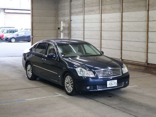 NISSAN FUGA 2005