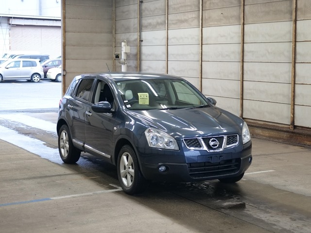 NISSAN DUALIS