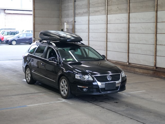 VOLKSWAGEN PASSAT VARIANT 2009