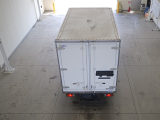 TOYOTA DYNA 2017