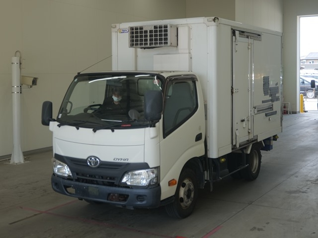 TOYOTA DYNA