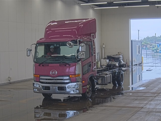 NISSAN UD SERIES