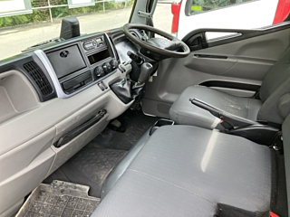 MITSUBISHI CANTER 2018