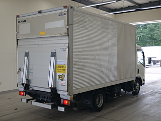 ISUZU ELF 2008
