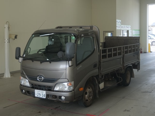 HINO DUTRO 2016