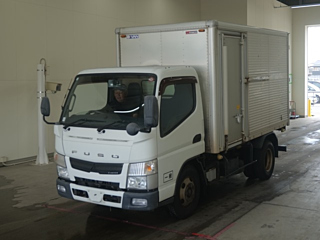 MITSUBISHI CANTER 2015