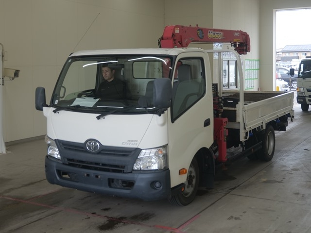 TOYOTA DYNA 2015