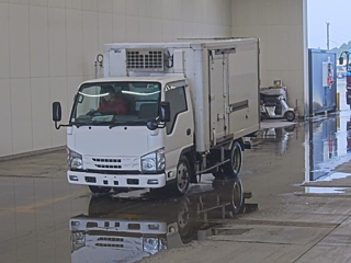 ISUZU ELF 2016