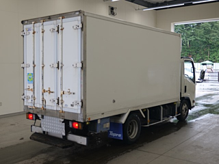 ISUZU ELF 2010