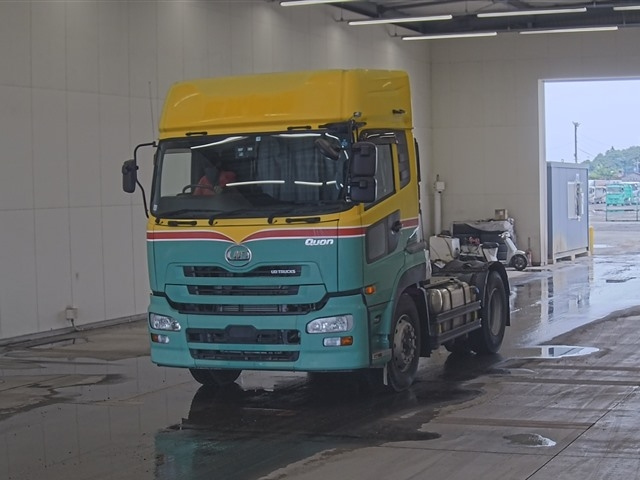 NISSAN QUON 2016