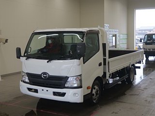 HINO DUTRO 2015