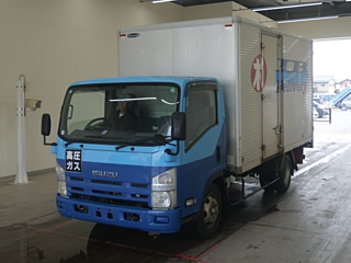 ISUZU ELF 2009