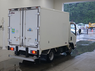 ISUZU ELF 2012