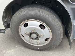 TOYOTA DYNA 2019