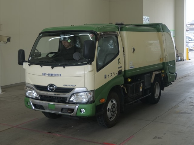 HINO DUTRO 2017