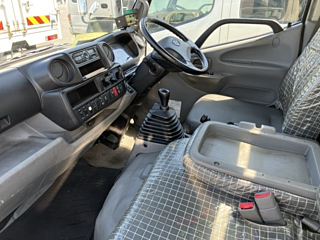 HINO DUTRO 2017