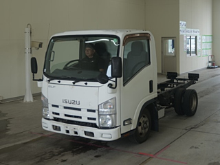 ISUZU ELF 2011