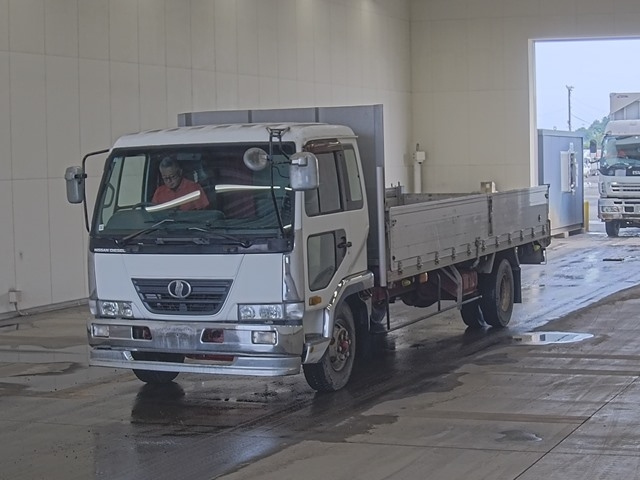 NISSAN UD SERIES