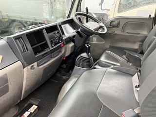 ISUZU ELF 2011