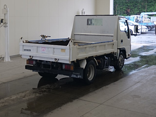 ISUZU ELF 2011