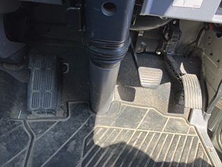 MITSUBISHI CANTER 2015