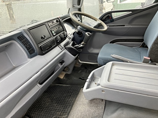 MITSUBISHI CANTER 2012