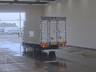 ISUZU ELF 2019