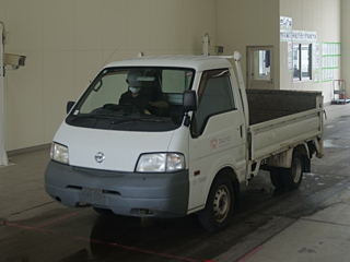 NISSAN VANETTE TRUCK 2013