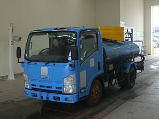 ISUZU ELF 2010